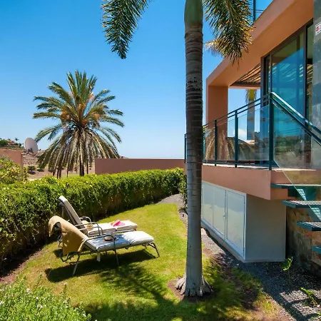 Villa Los Lagos 20 *